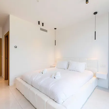 Monte Sereno Villa *