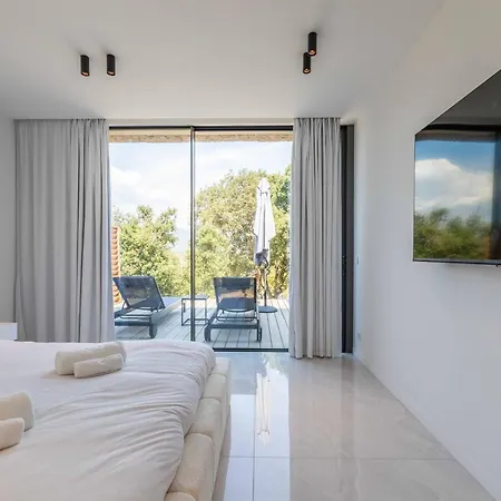 Monte Sereno Villa